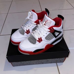 Air Jordan 4